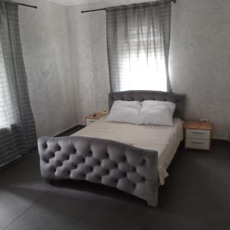 Hostel Cataleya Caffee Rădăuţi Exteriér fotografie